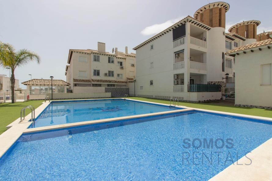 Apartamento El Pinet - La Marina Village y El Pinet