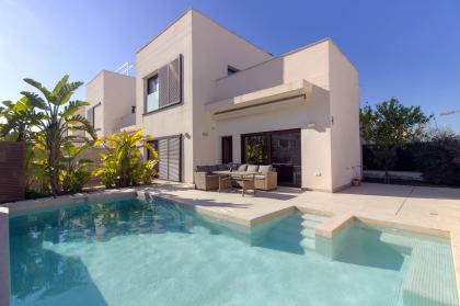 Villa Laguna