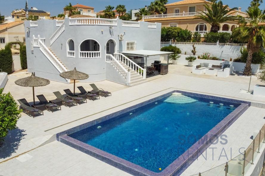 Villa Babilonia - Urb La Marina