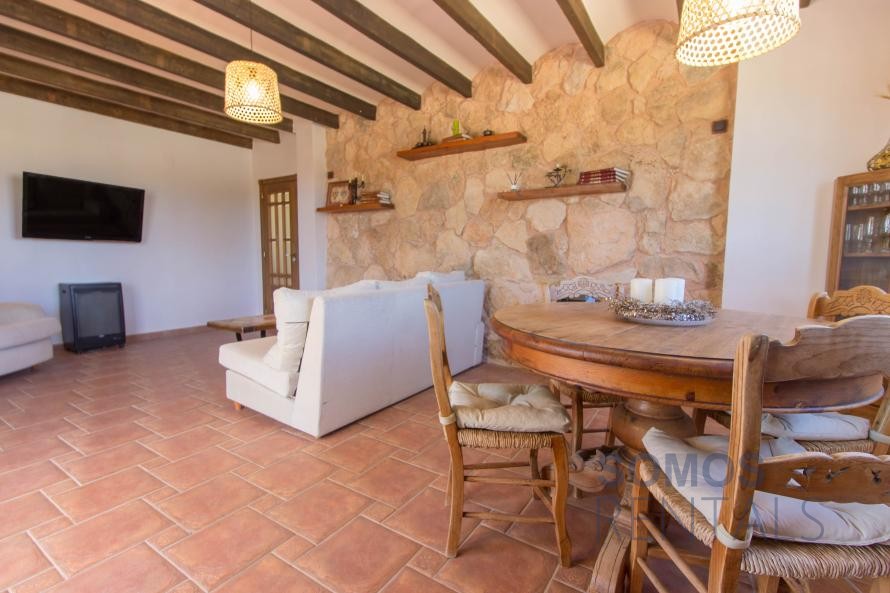 Villa Bayas