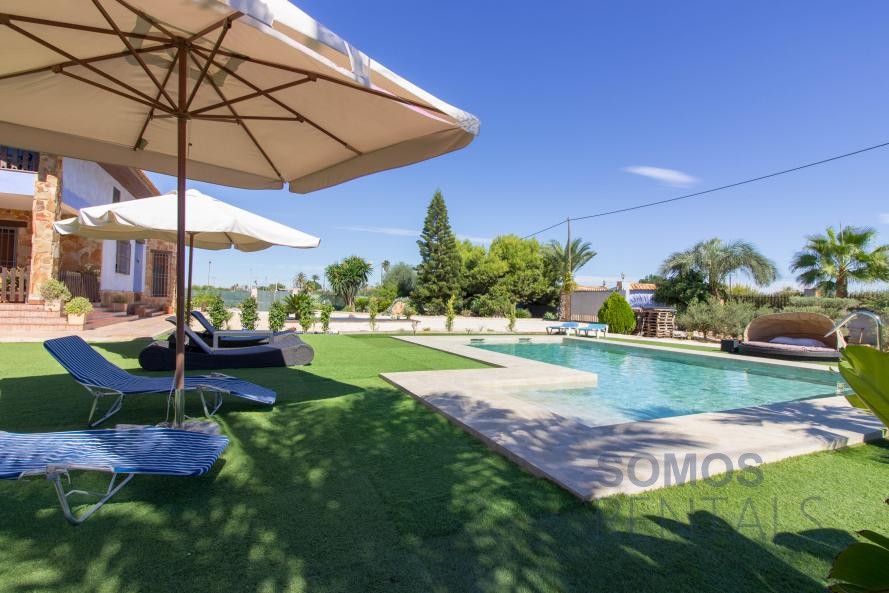 Villa Bayas