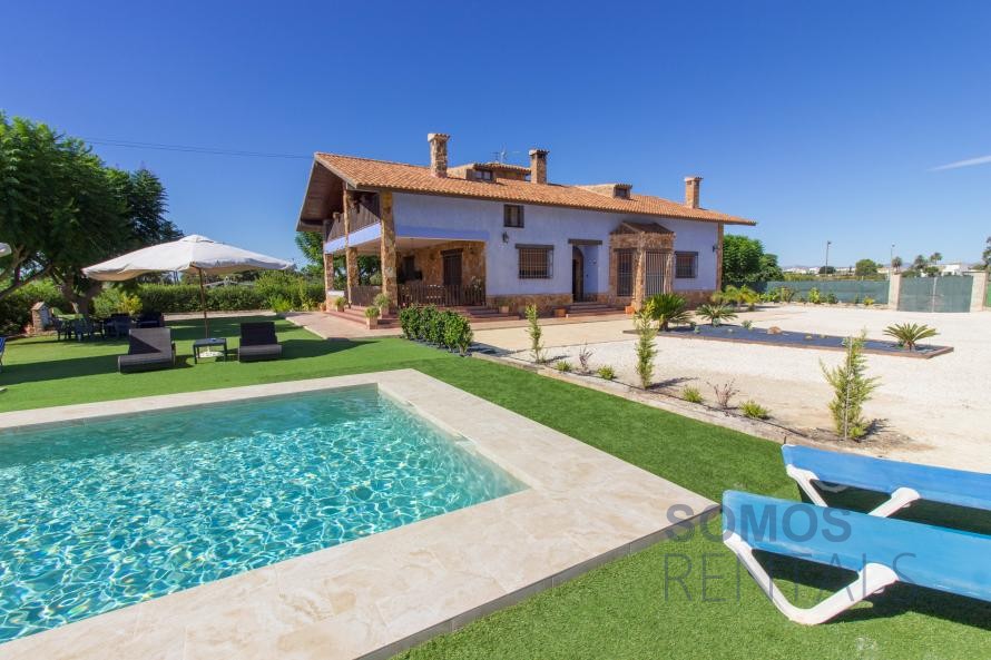 Villa Bayas