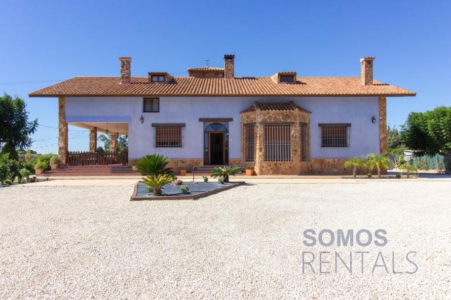 Villa Bayas