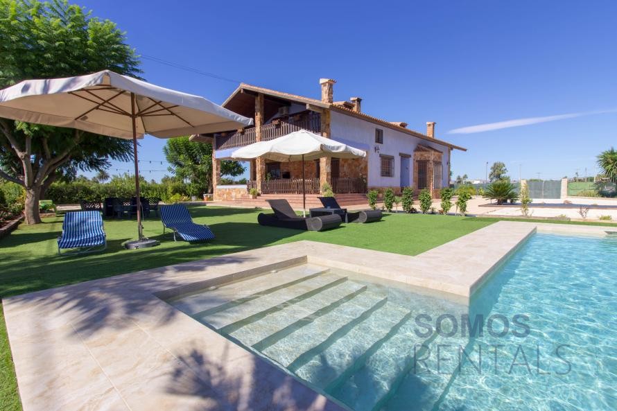 Villa Bayas